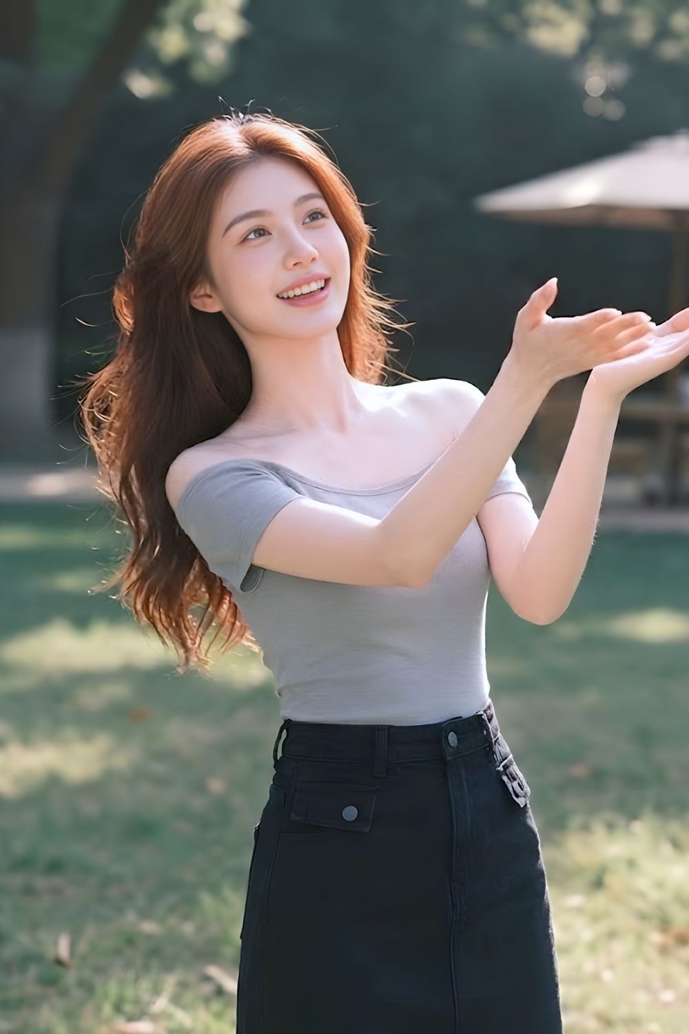 Calyvra Padded Top Sky