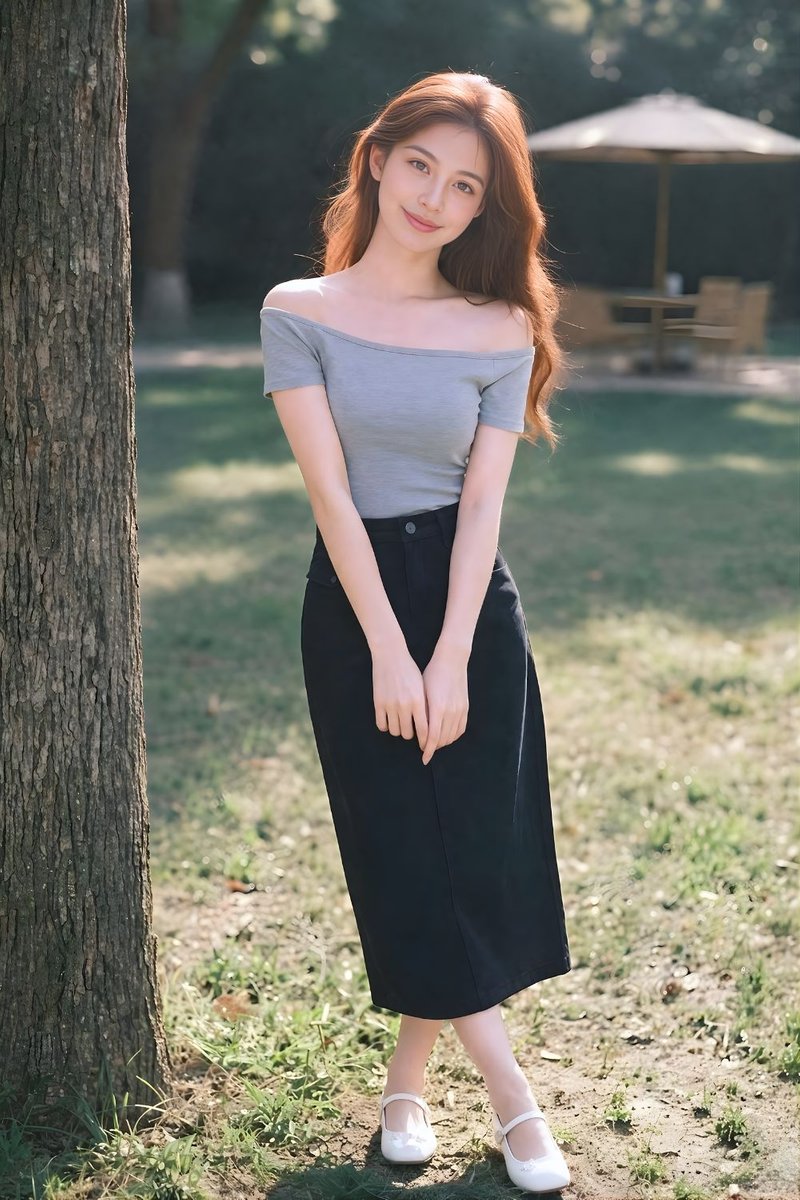 Calyvra Padded Top Sky