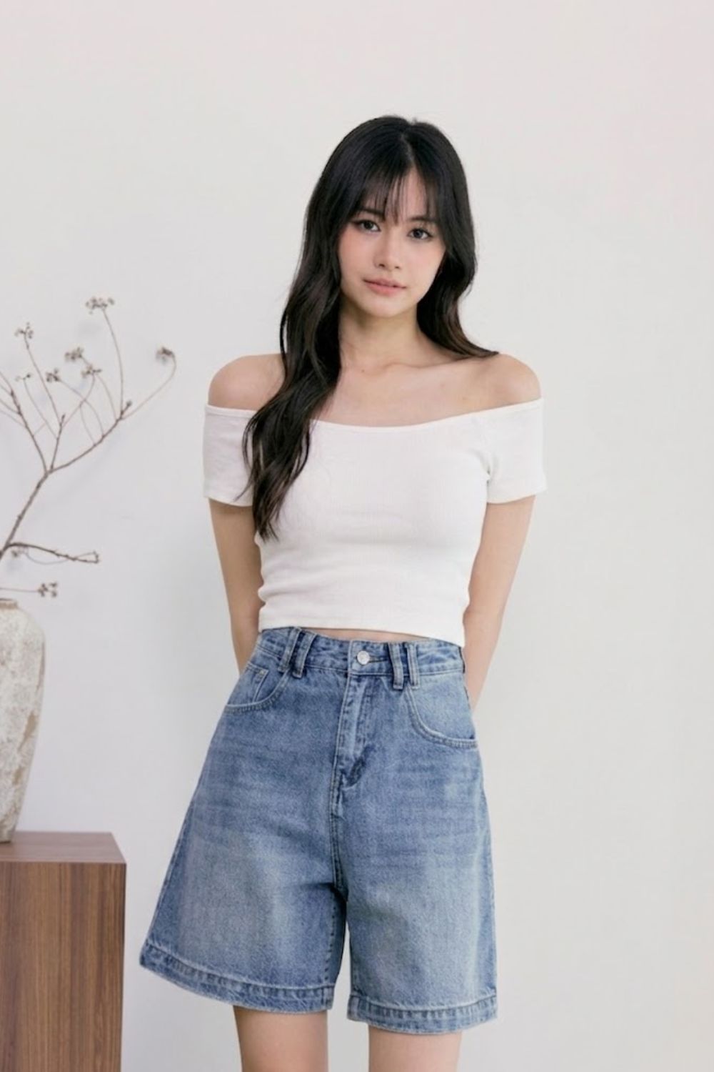 Calyvra Padded Top Ivory