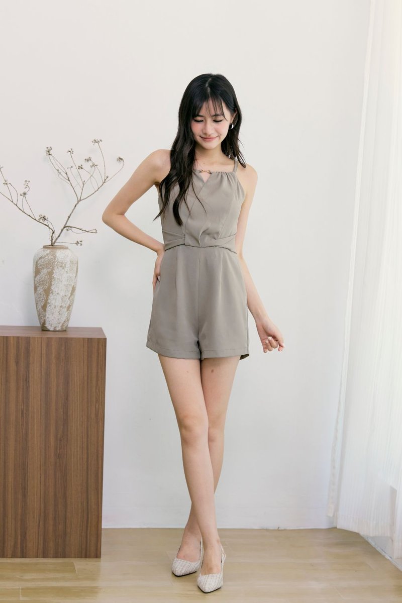 Evelique Front Twist Design Chain Romper Khaki