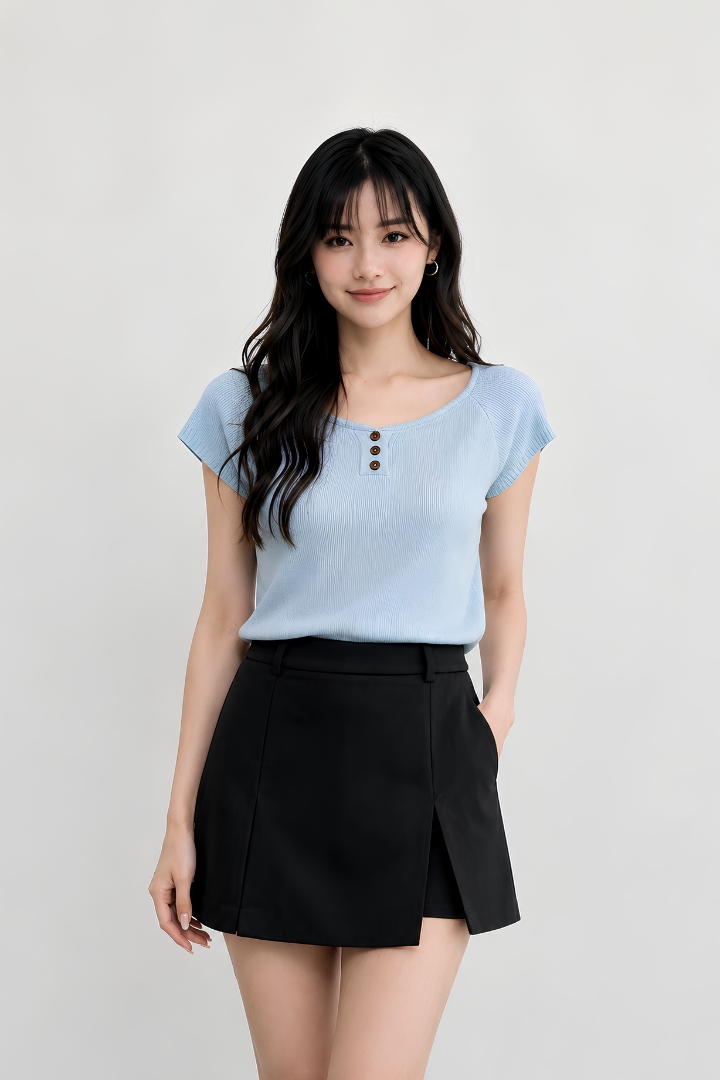 Nina Knit Top Sky