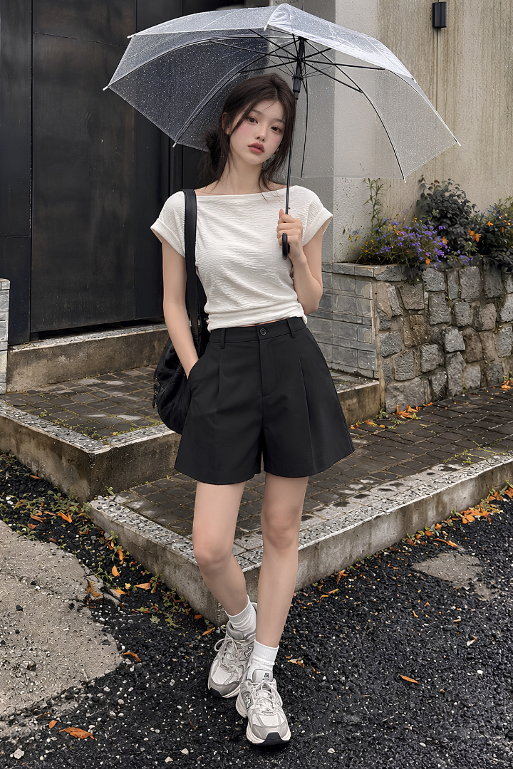 Armona High Waisted Shorts Black