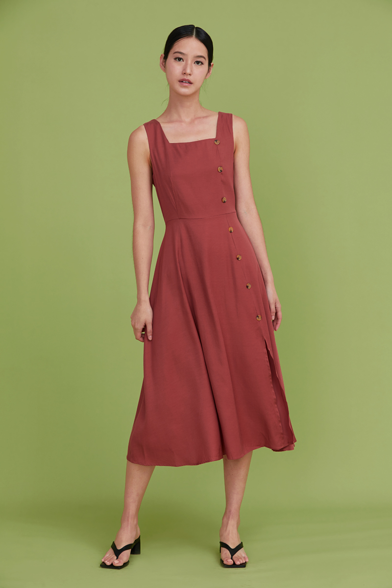 Moriko Buttoned Midi Dress Brick
