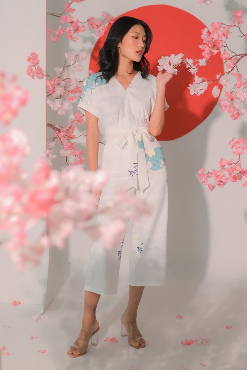 あやこ Ayako V-Neck Printed Jumpsuit Ivory 