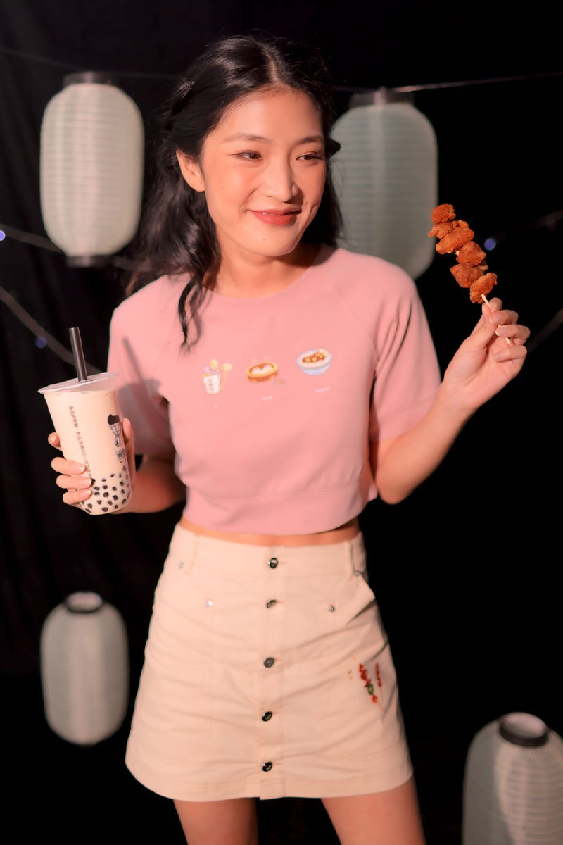 吃到宝 BaoBao Embroidered A-Line Buttoned Skirt Cream