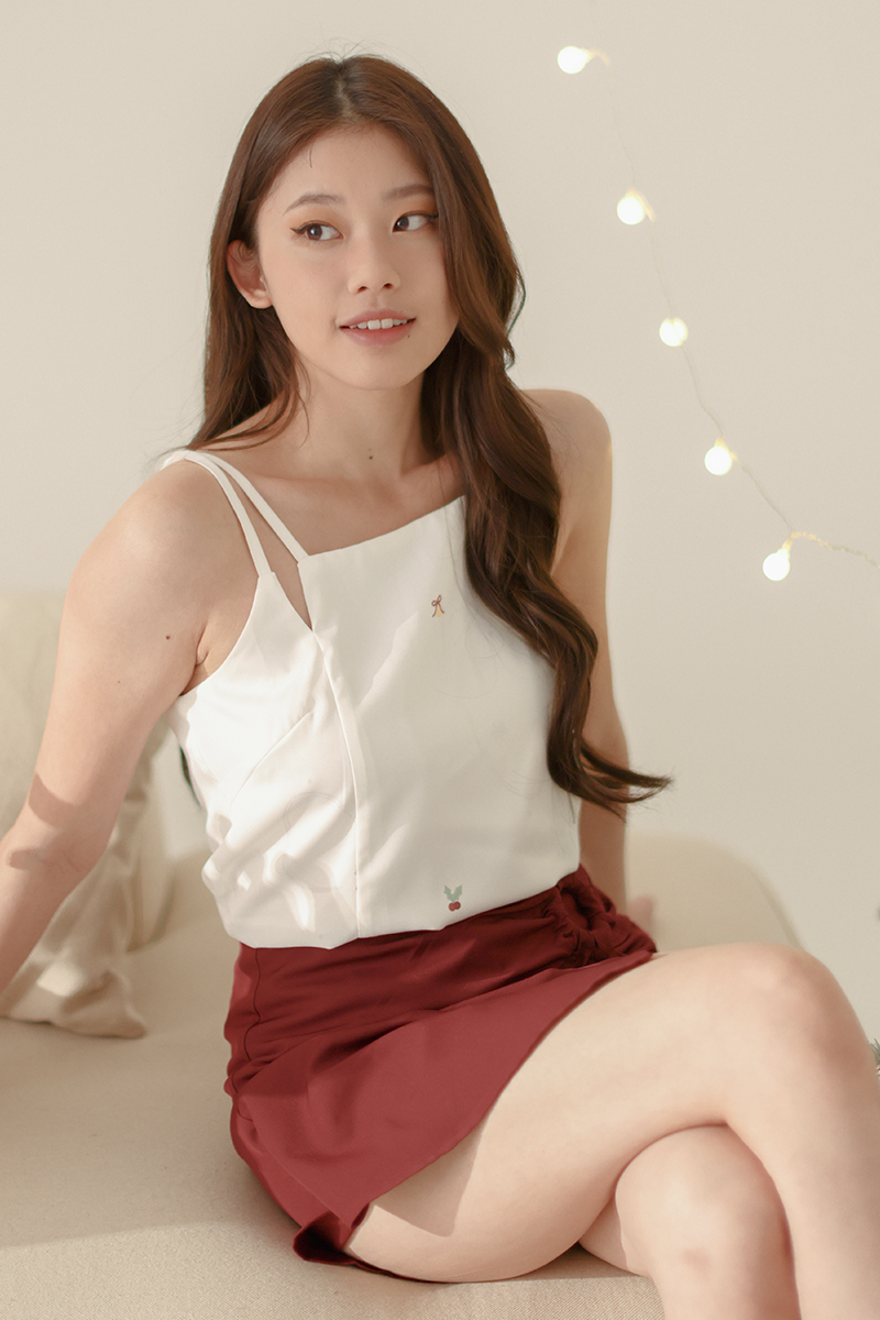 Jolly Sleeveless V Cut Printed Cami Top Ivory